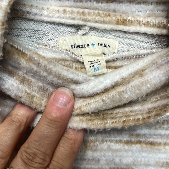 Anthropology Silence + Noise Oversized Cowl Neck Pullover/sweater - Picture 4 of 5